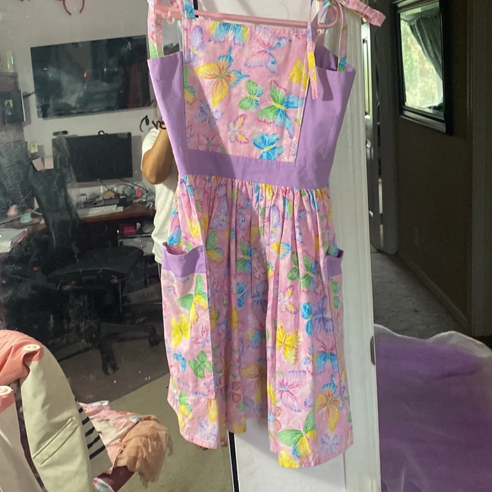 Handmade - Picture 3 of 3